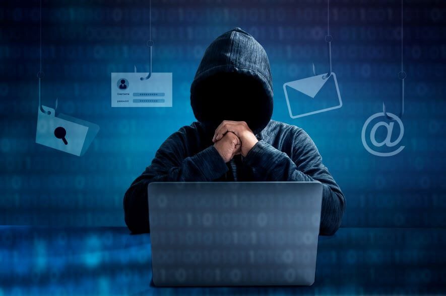 hooded hacker