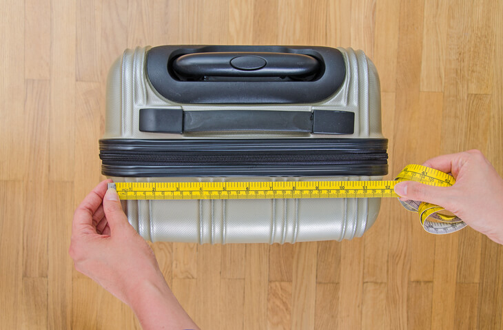 measuring suitcase