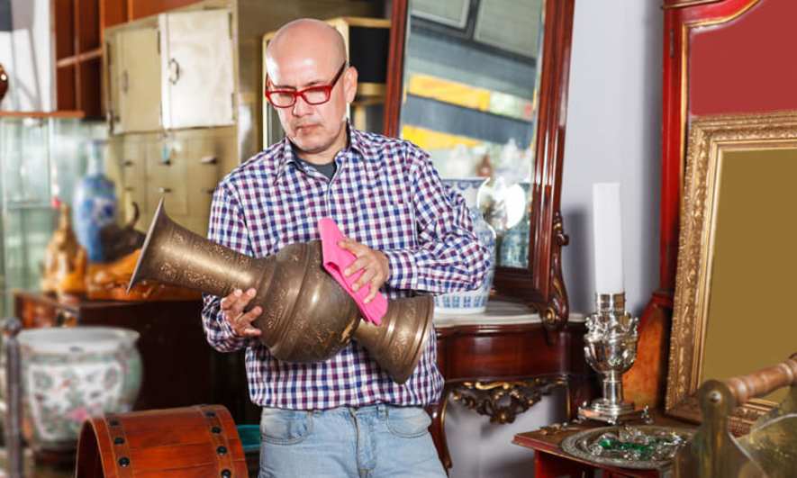 Selling antiques to make money