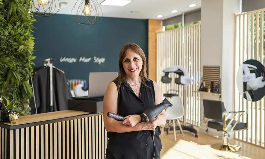 hairstylist business owner in personal services industry