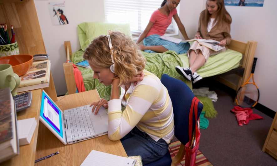 6 Tips to Prevent Dorm Room Fires