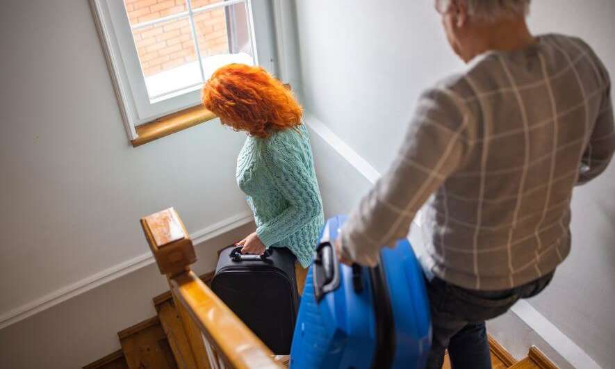 Planning an Extended Vacation? Avoid These 8 Things While You're Away