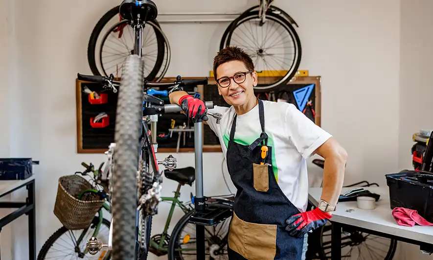 small business owner happy to understand what does general liability insurance cover