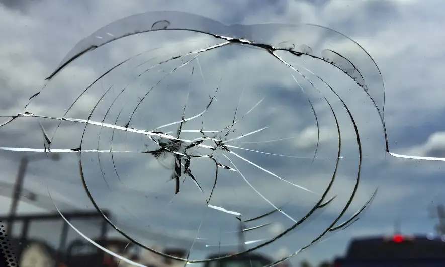 customer vehicle protected by car glass insurance