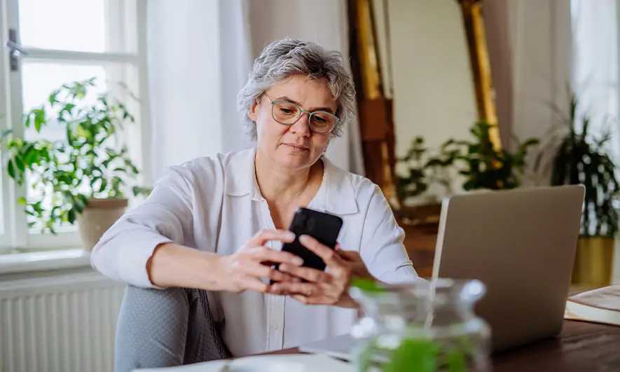 female researching car insurance lapse