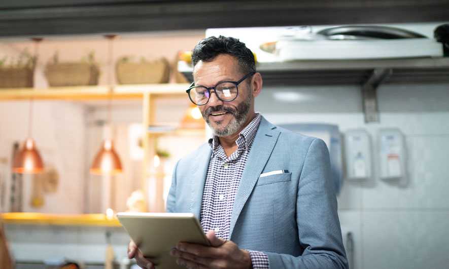 small business owner getting an event planner insurance quote