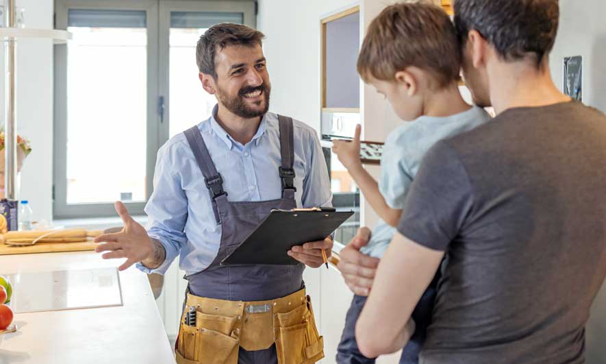 Do plumbers need insurance