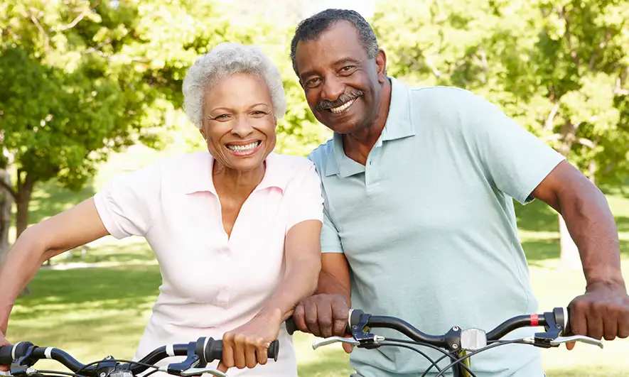 couple happy with their condo insurance rate