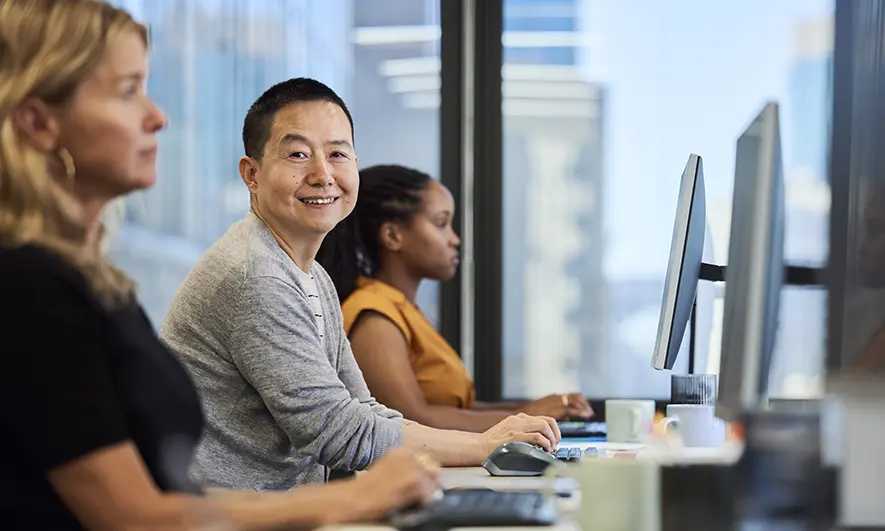 small business owner easily gets proof of insurance for data scientists online