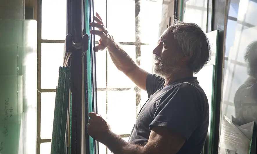 small business owner happy to easily get proof of insurance for glaziers