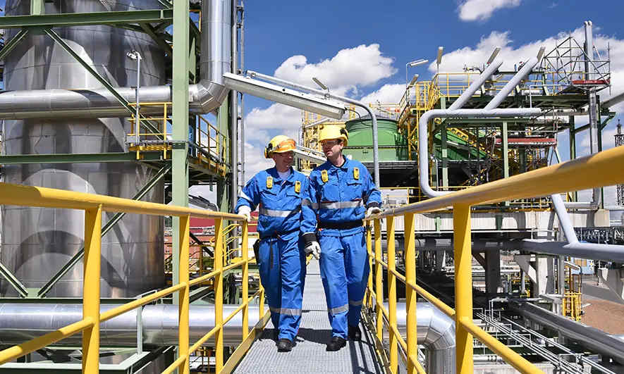 Empleados de pequeñas empresas protegidos por opciones de seguro de compensación para trabajadores para empresas de energía upstream