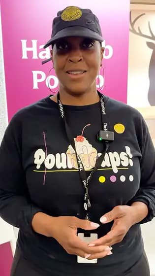 Perfect Poundcakes small business owner giving testimonial on having bakery insurance from The Hartford