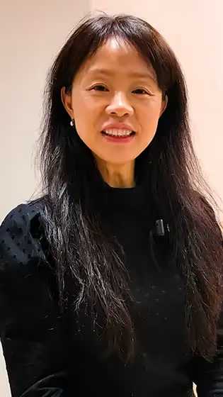 The Green Teahouse small business owner giving testimonial on having insurance from The Hartford