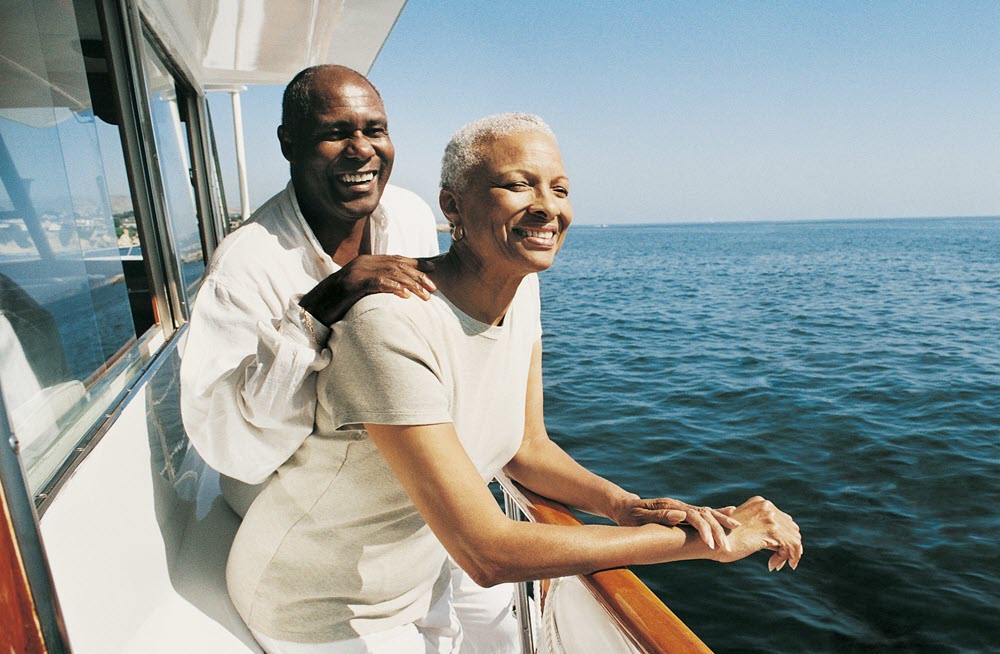 couple on cruise